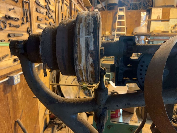 harper-and-reynolds-drill-press-image-13