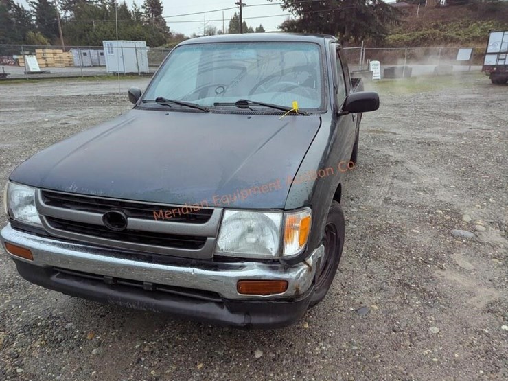 toyota-tacoma-image-2