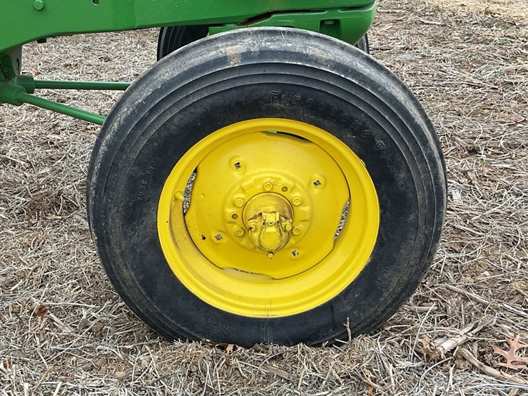 john-deere-70-image-42