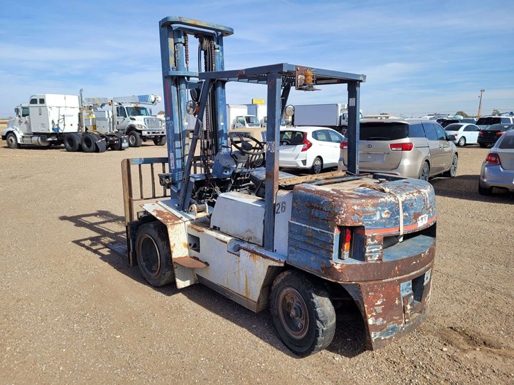 komatsu-forklift-image-7