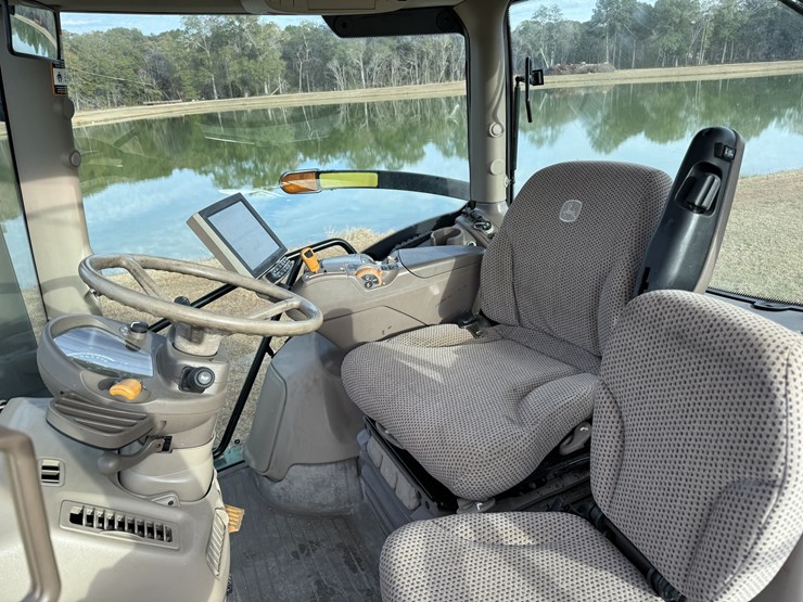 john-deere-6195r-image-2