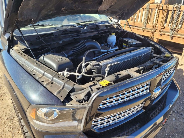 ram-1500-laramie-image-18