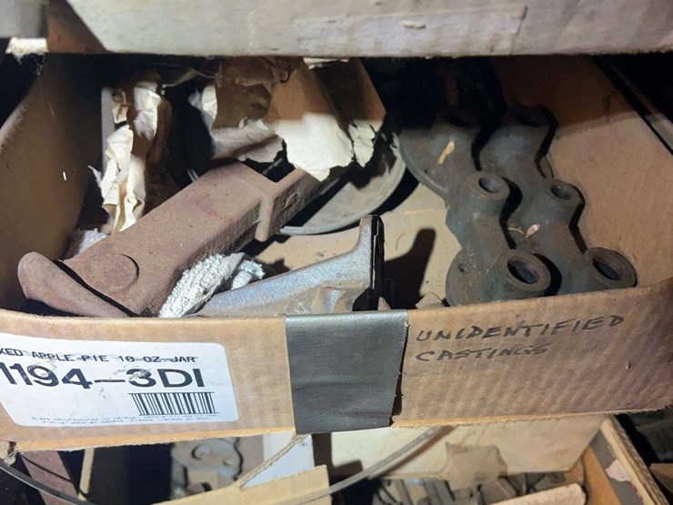 contents-of-shelving-image-2