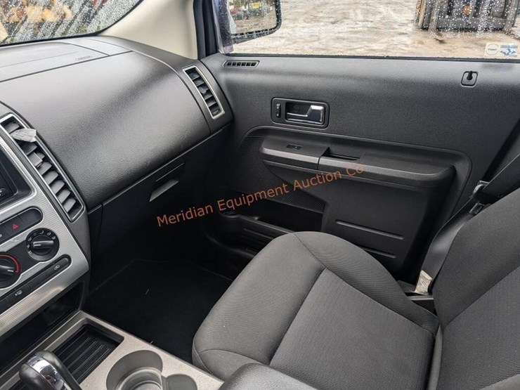 ford-edge-sel-image-22