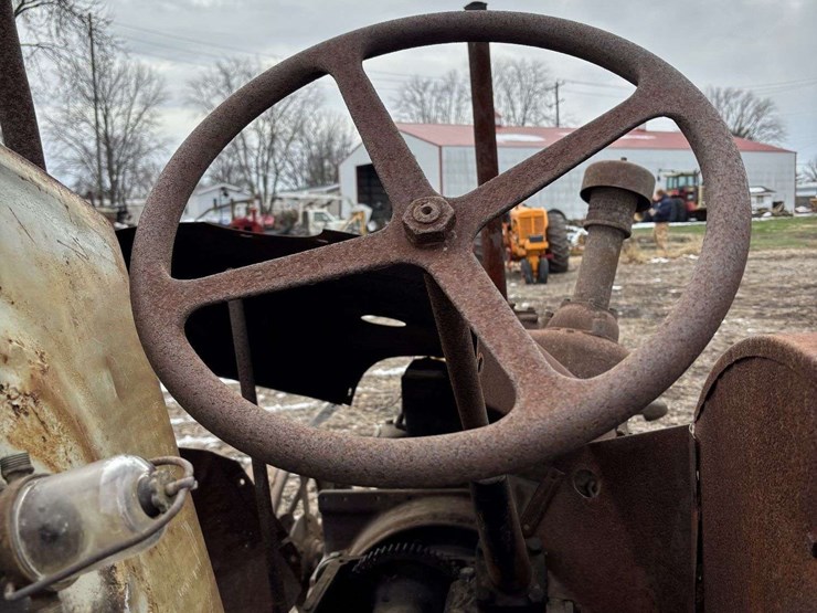 mccormick-deering-wk-40-parts-tractor-image-49