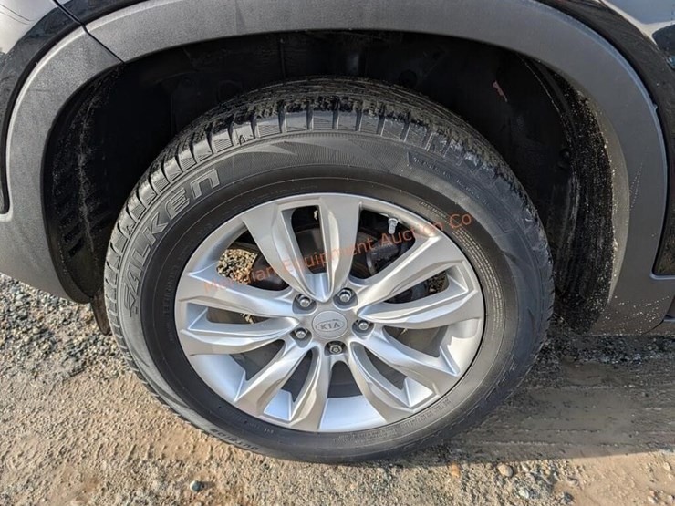 kia-sorento-lx-image-37