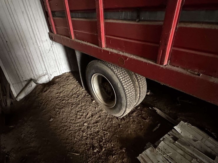 1964-international-loadstar-image-9