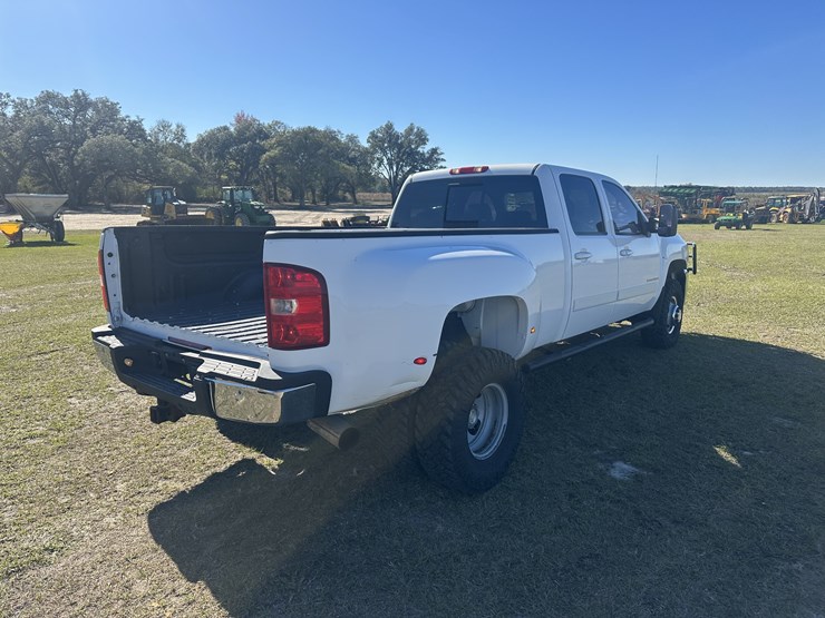 2007-chevrolet-silverado-3500hd-image-3