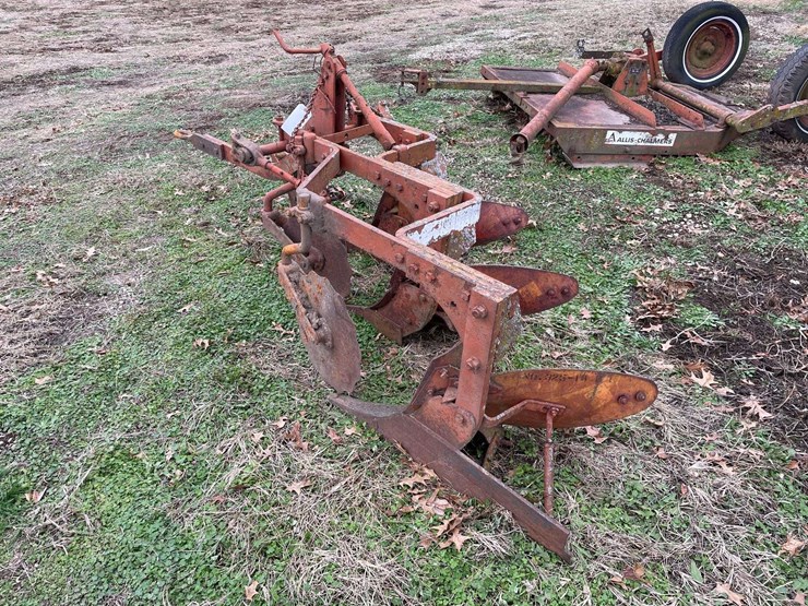 allis-chalmers-3-bottom-mounted-plow-image-3