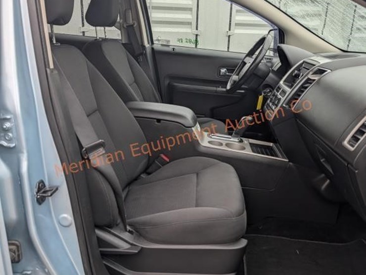 ford-edge-sel-image-25