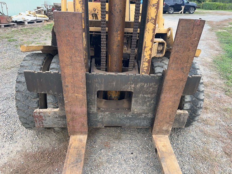 baker-forklift-image-10