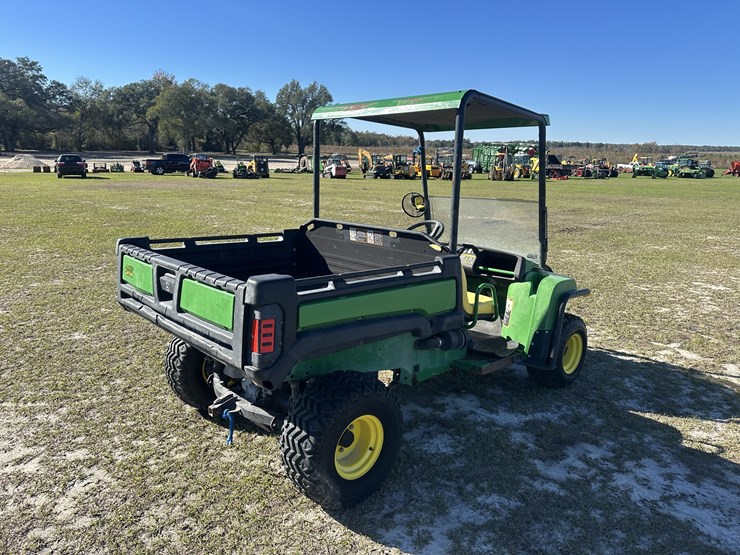 john-deere-gator-image-3