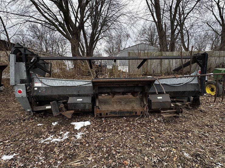 deutz-allis-6-row-corn-head-w/ac-pickup-reel-attachment-image-6