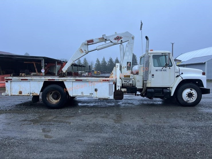 1988-international-s1700-image-7