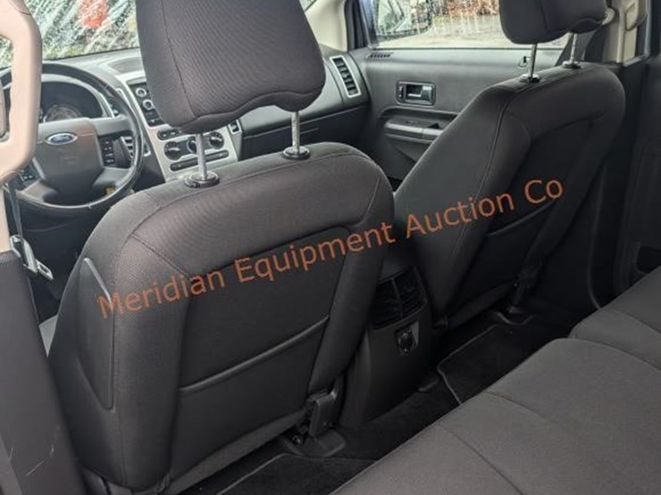 ford-edge-sel-image-36