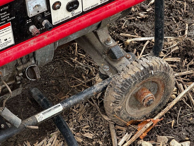 king-craft-120/240v-generator-image-8