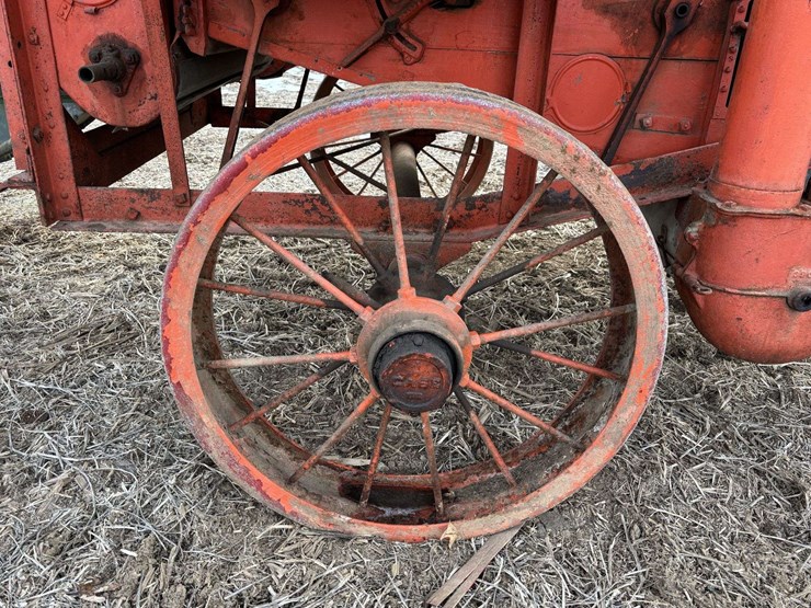 case-28x46-thresher-on-steel-image-39