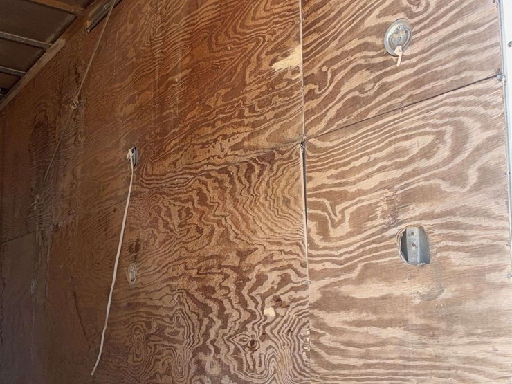 2006-chevrolet-w3500-image-22