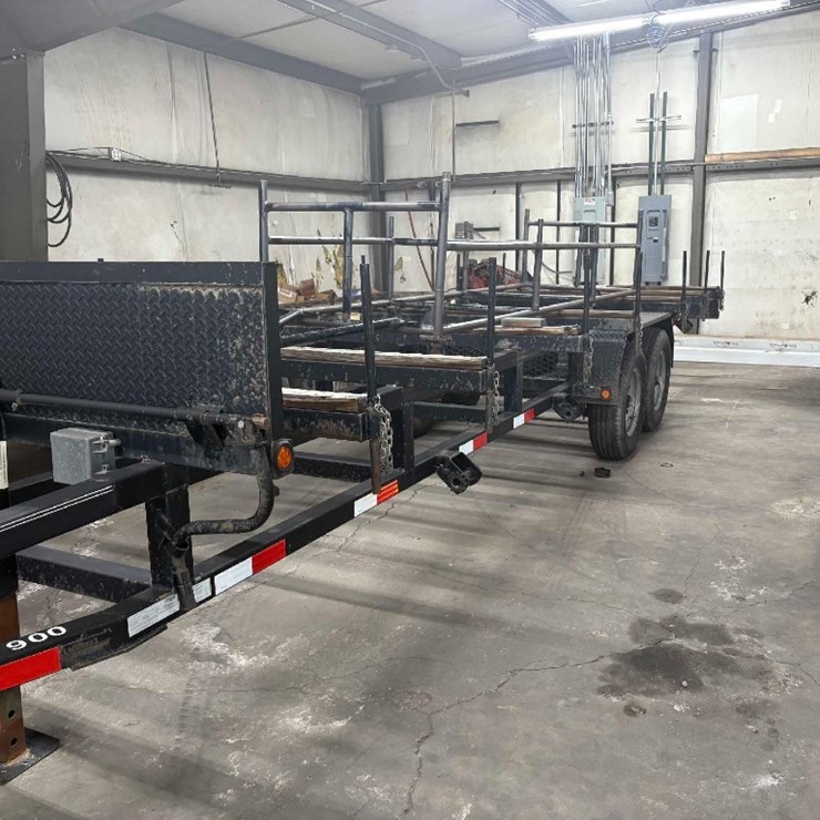 2014 Lamar Pipe Trailer
