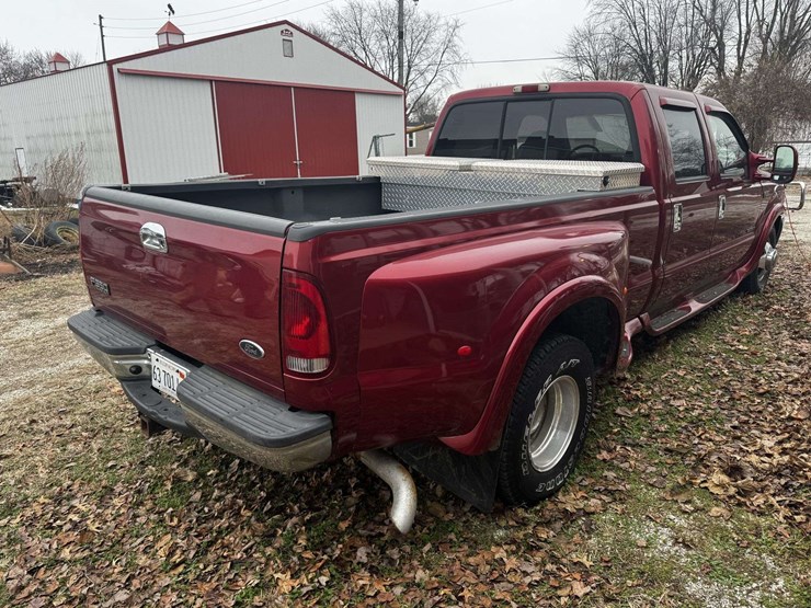 ford-f350-xlt-image-5