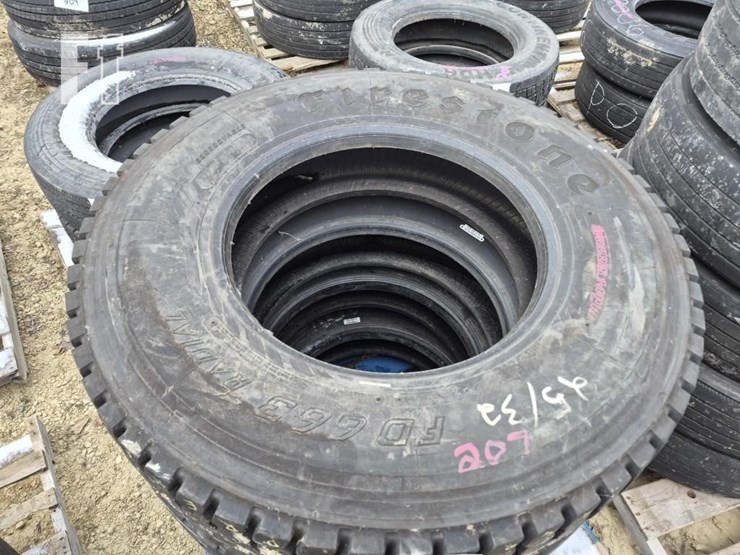 truck-tires-image-2