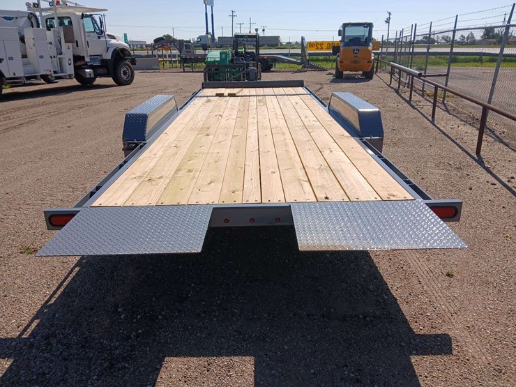 2025-delta-manufacturing,-inc.-20'-tilt-deck-flatbed-trailer-image-5