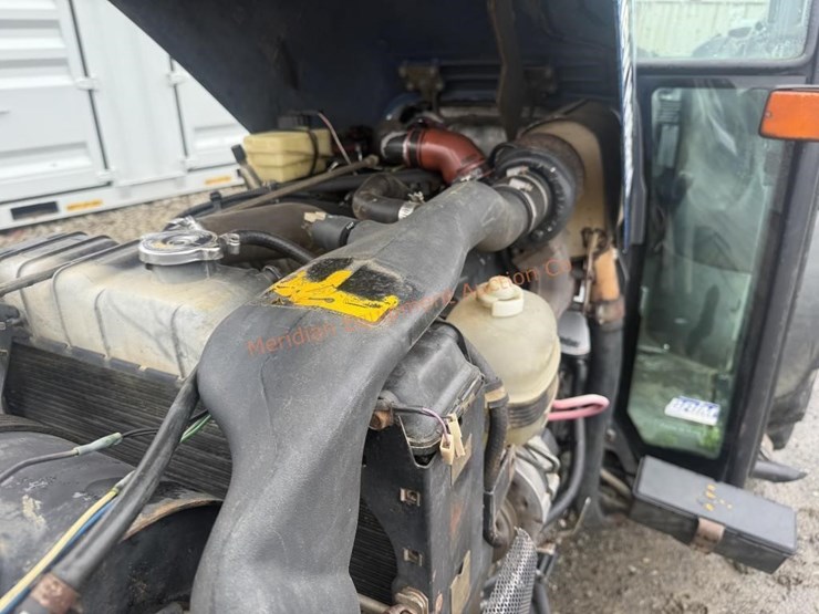 new-holland-tn95fa-image-30