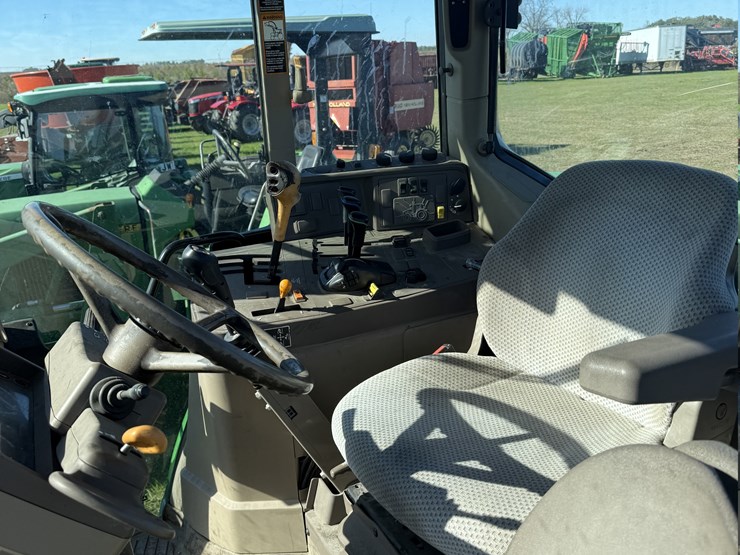 john-deere-6110m-image-2