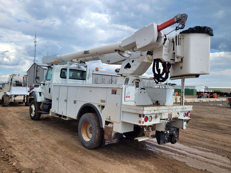 2004-international-7300-image-5