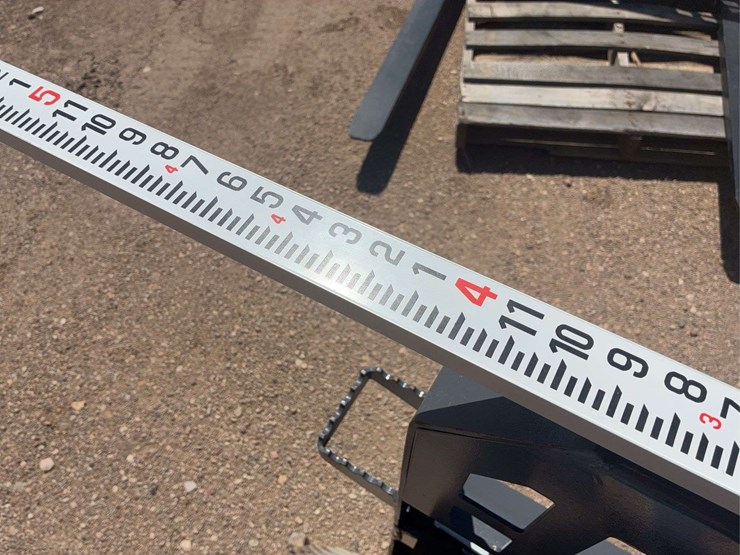 skid-steer-pallet-forks-image-7