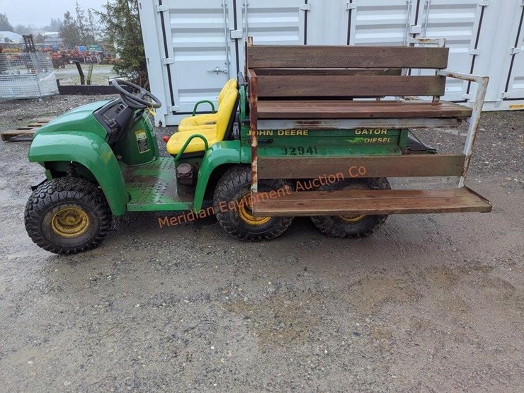 john-deere-gator-image-8