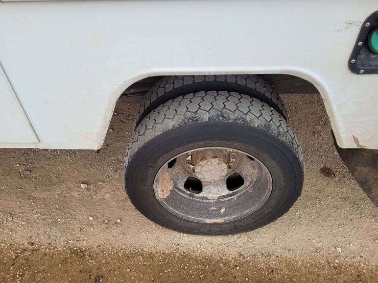 2014-ram-5500-chassis-regular-cab-2d-bucket-truck-image-19