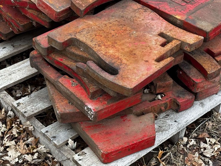 pallet-of-international-harvester-and-misc.-suitcase-weights-image-2