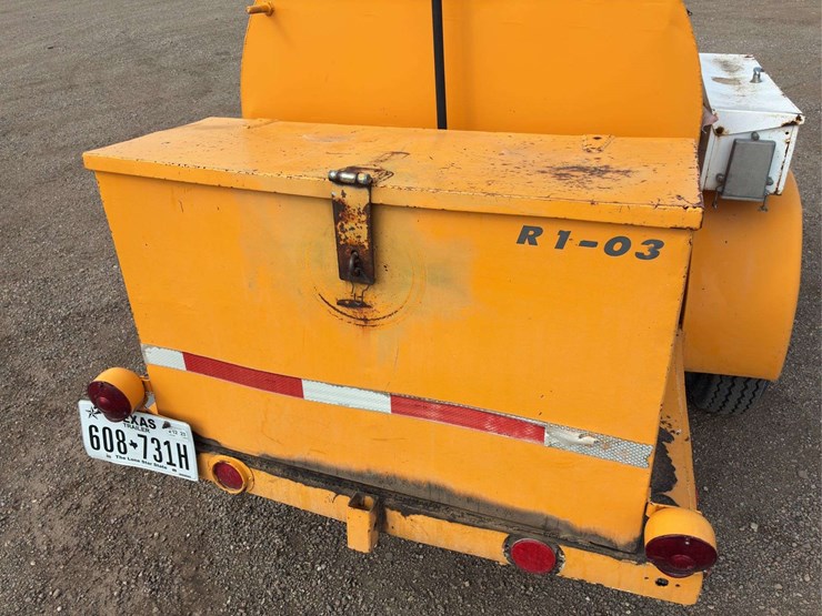 shopmade-oil-tanker-trailer-image-8