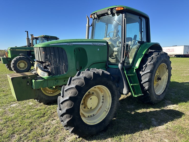 john-deere-7420-image-1