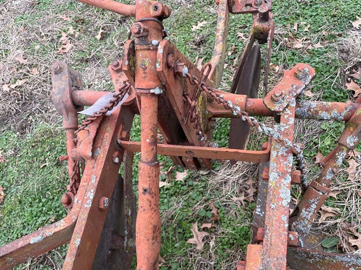allis-chalmers-3-bottom-mounted-plow-image-24