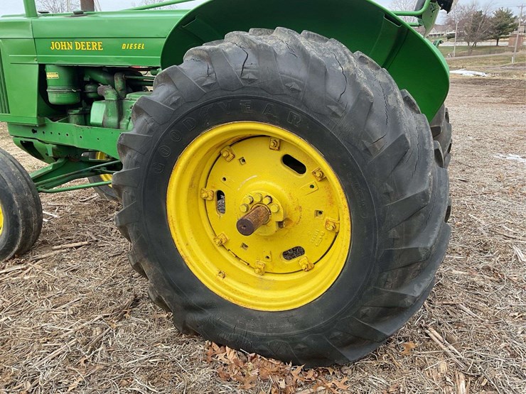 john-deere-70-image-43