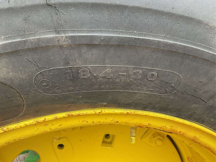 john-deere-70-image-12