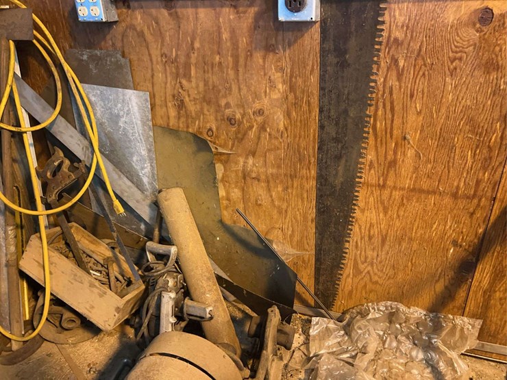 wall-of-tools-image-10