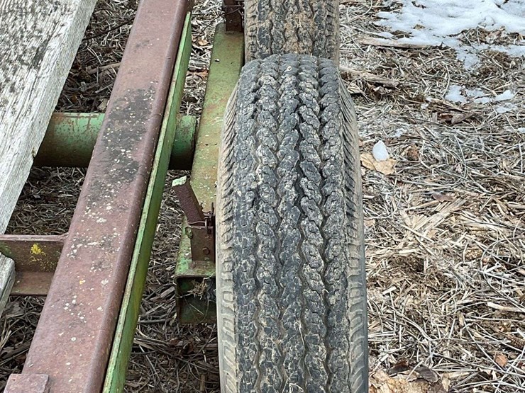 john-deere-28-image-23