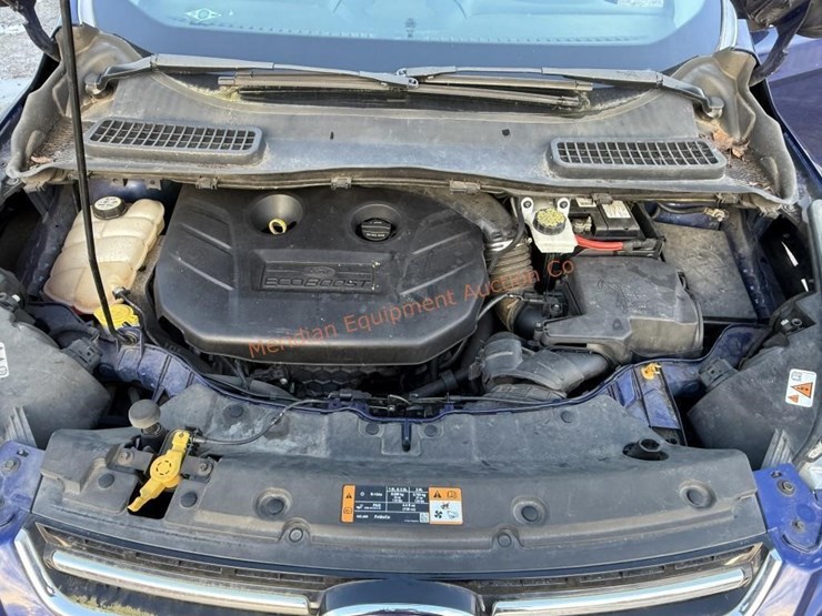 ford-escape-titanium-image-17