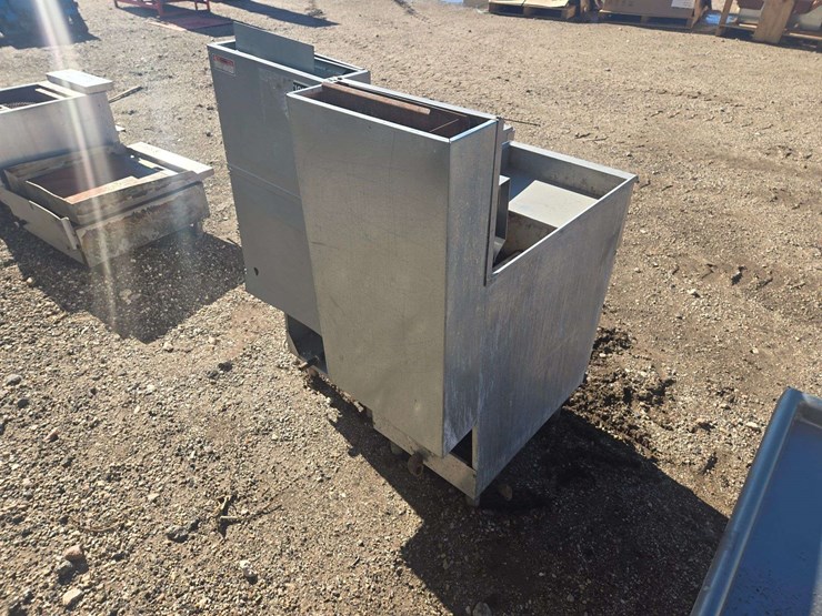 (2)-oil-fryer-image-3