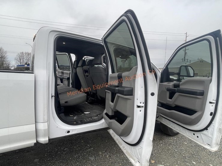 2021-ford-f350-xl-image-22