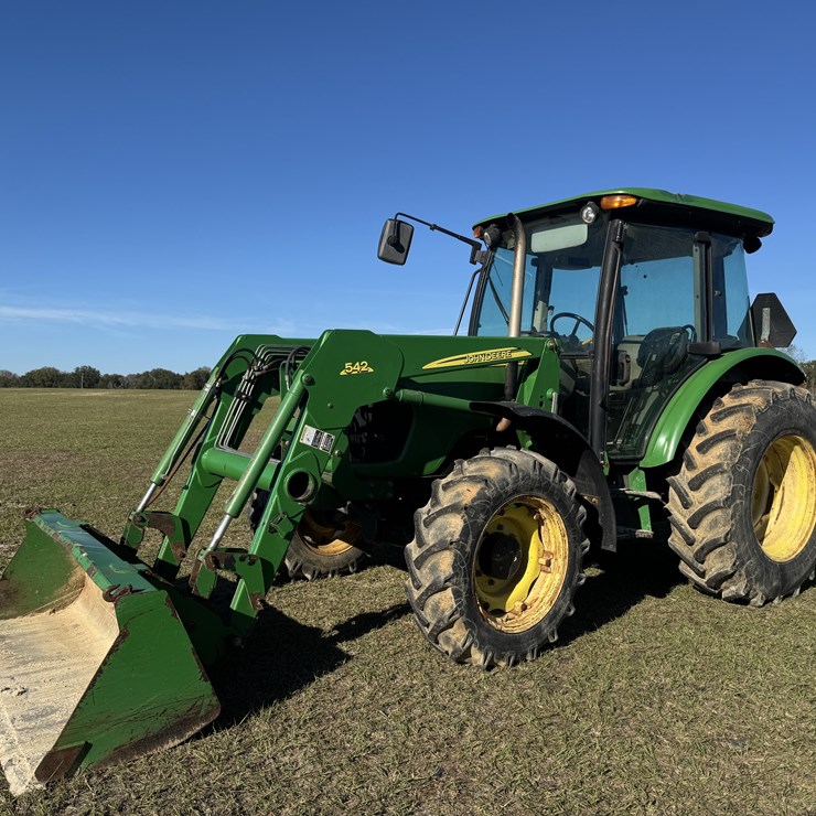 JOHN DEERE 5525
