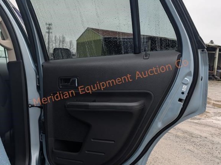 ford-edge-sel-image-28