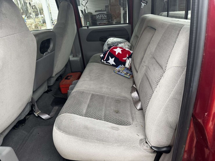 ford-f350-xlt-image-37