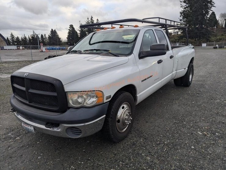 dodge-ram-3500-image-1
