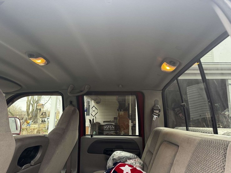 ford-f350-xlt-image-40