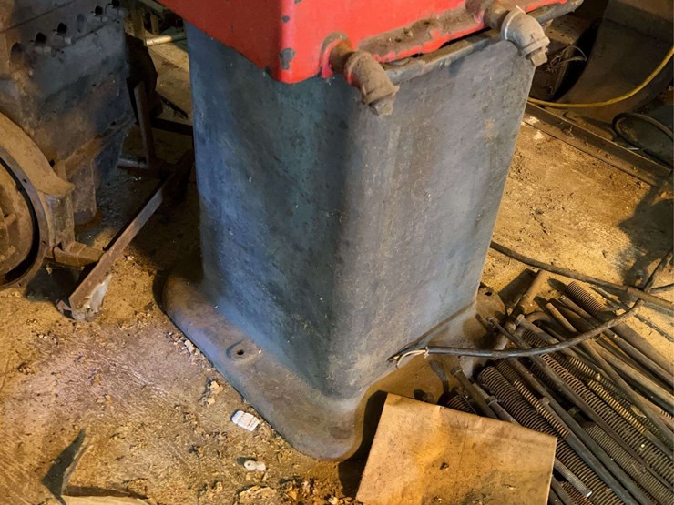 piston-turning-and-grinding-machine-image-19