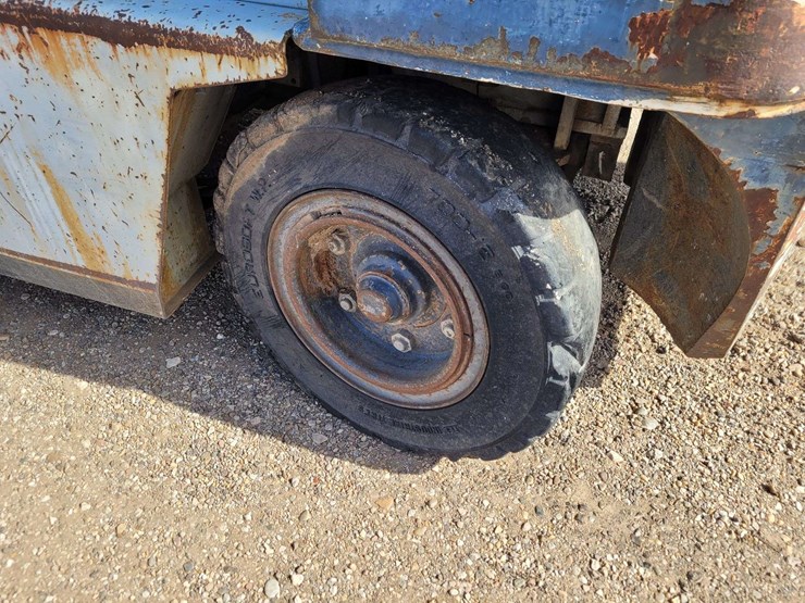 komatsu-forklift-image-8